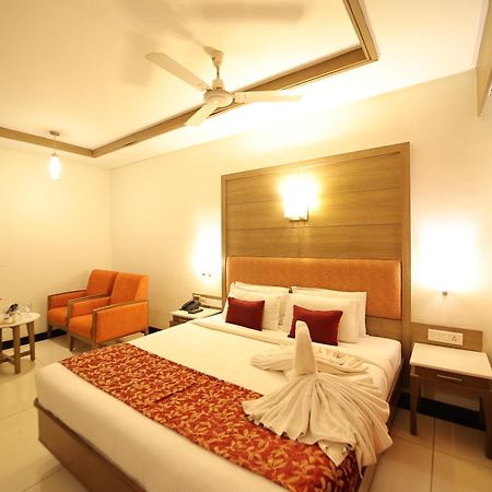 Clinton Park Inn Velankanni Exterior foto