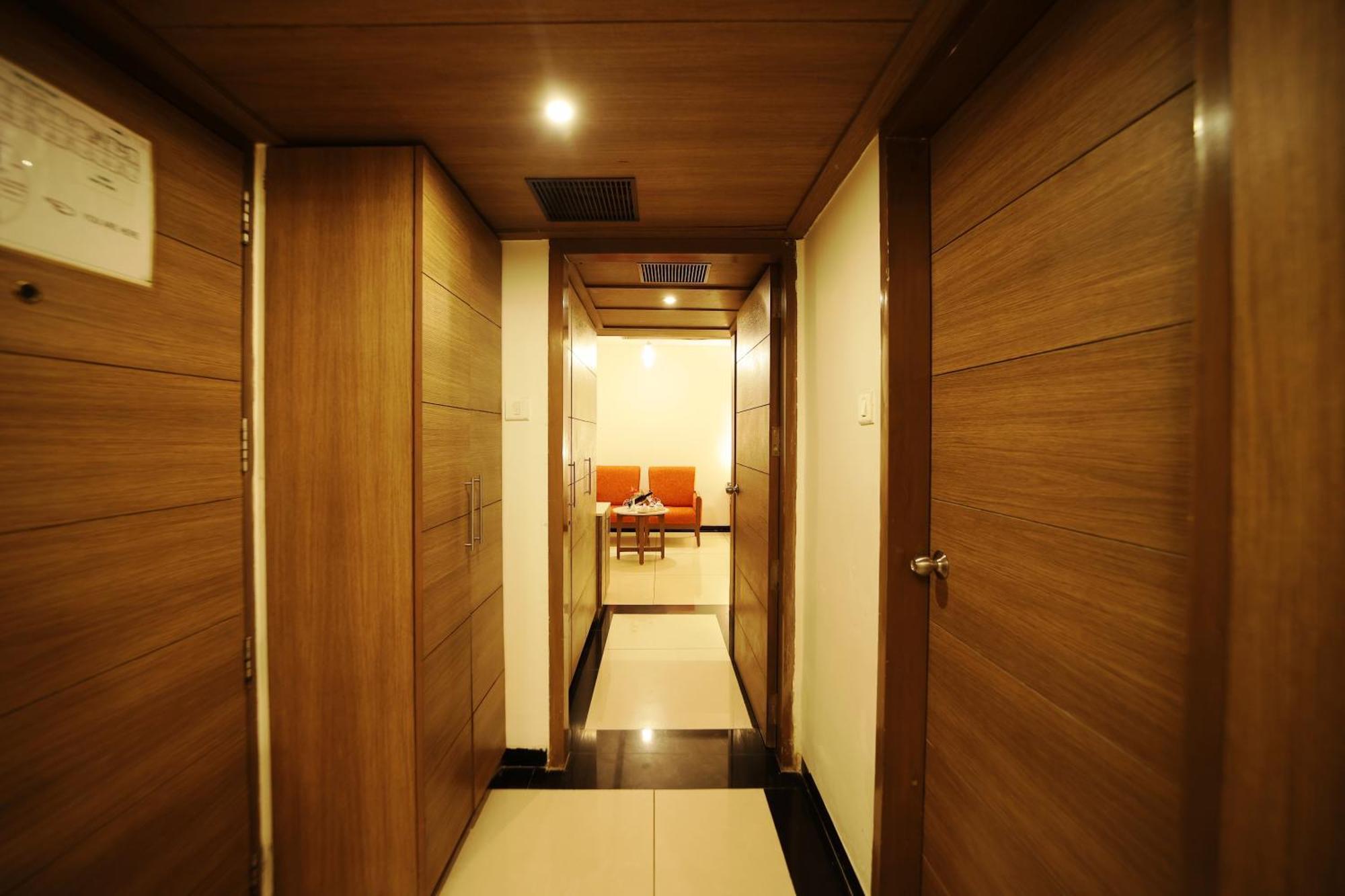 Clinton Park Inn Velankanni Exterior foto
